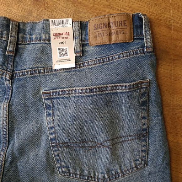 Levi Strauss “Signature Slim” Blue Jeans, NWT - Picture 5 of 7